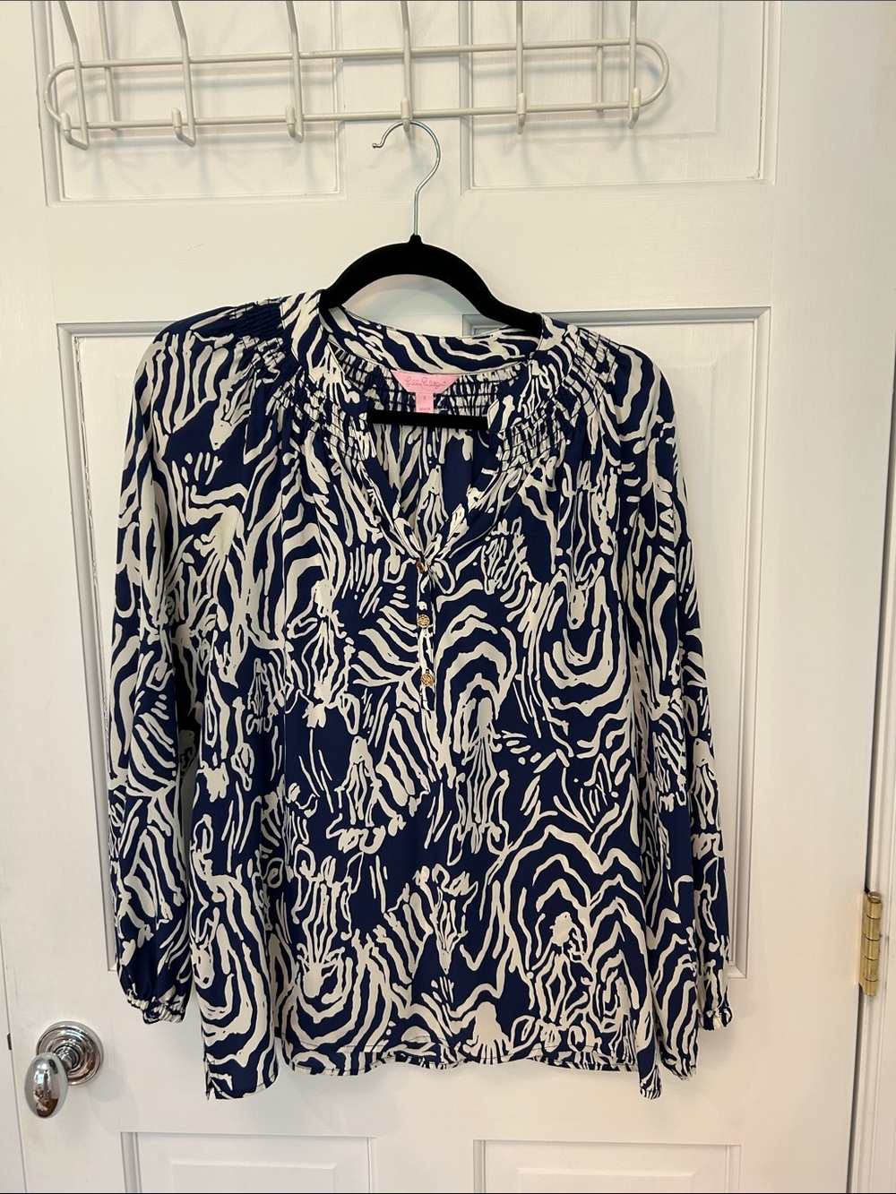 Lilly Pulitzer Navy and White Abstract zebra Print Long-Sleeve Blouse